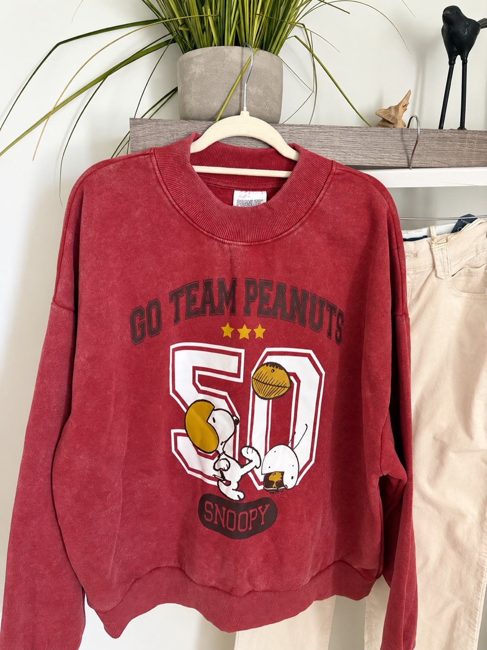 Peanuts Red Sweatshirt with Snoopy Graphic football 🏈 oversized restocked sizes - Picture 2 of 5